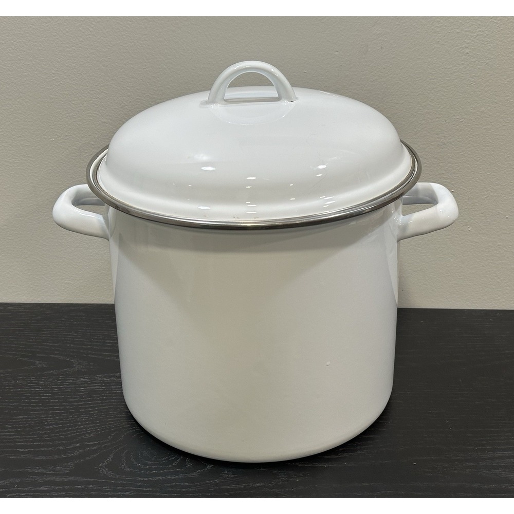 Vintage White Enamel Stock Pot with Lid 9.5 Diameter Camping Cottagecore Kitchen